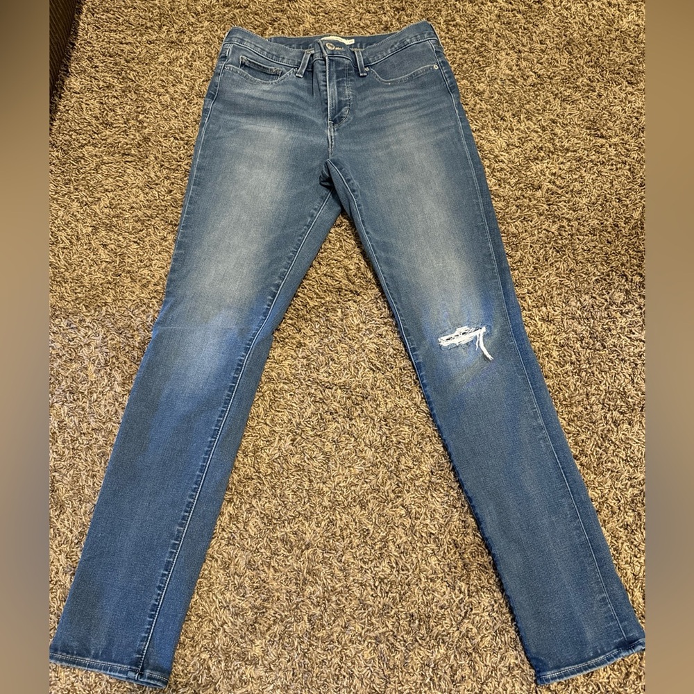 Levi's Premium Womens 311 Shaping Skinny Jeans Size 29 Blue Denim Jeans